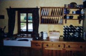 oak kitchen cabinetry