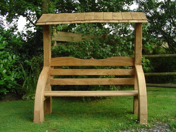 roofed bench front