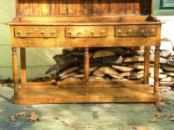 Traditional Welsh Dresser, Base