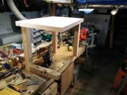 Horizontal Leg Table build
